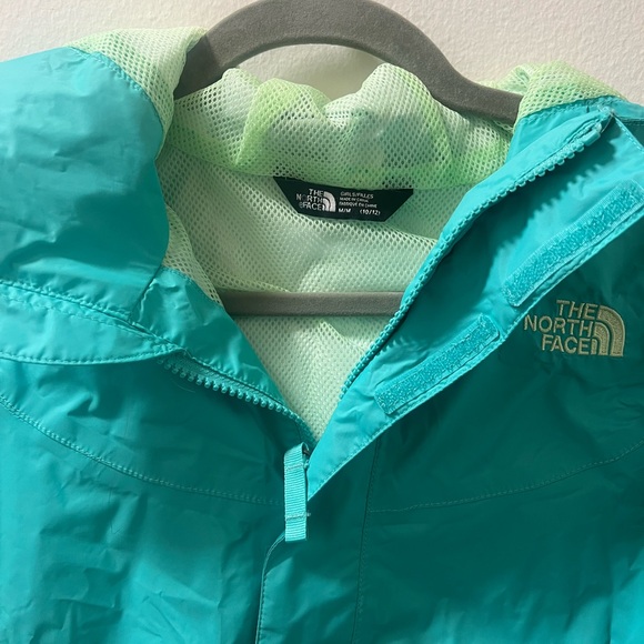 The North Face Kids Aqua Raincoat - Picture 2 of 5